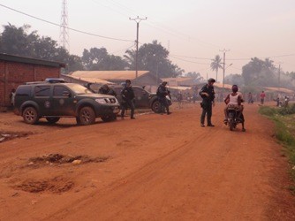 Patrulla de la Guardia Civil en Bangui